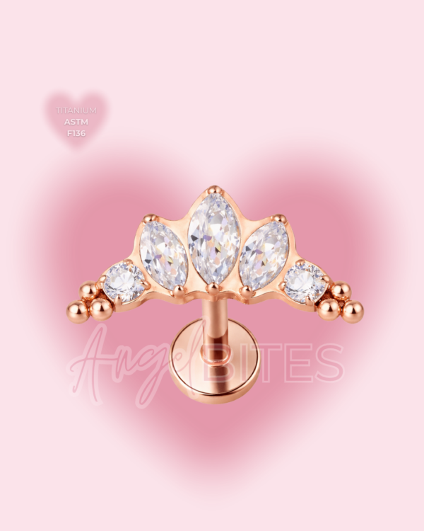 Crown Cluster Labret